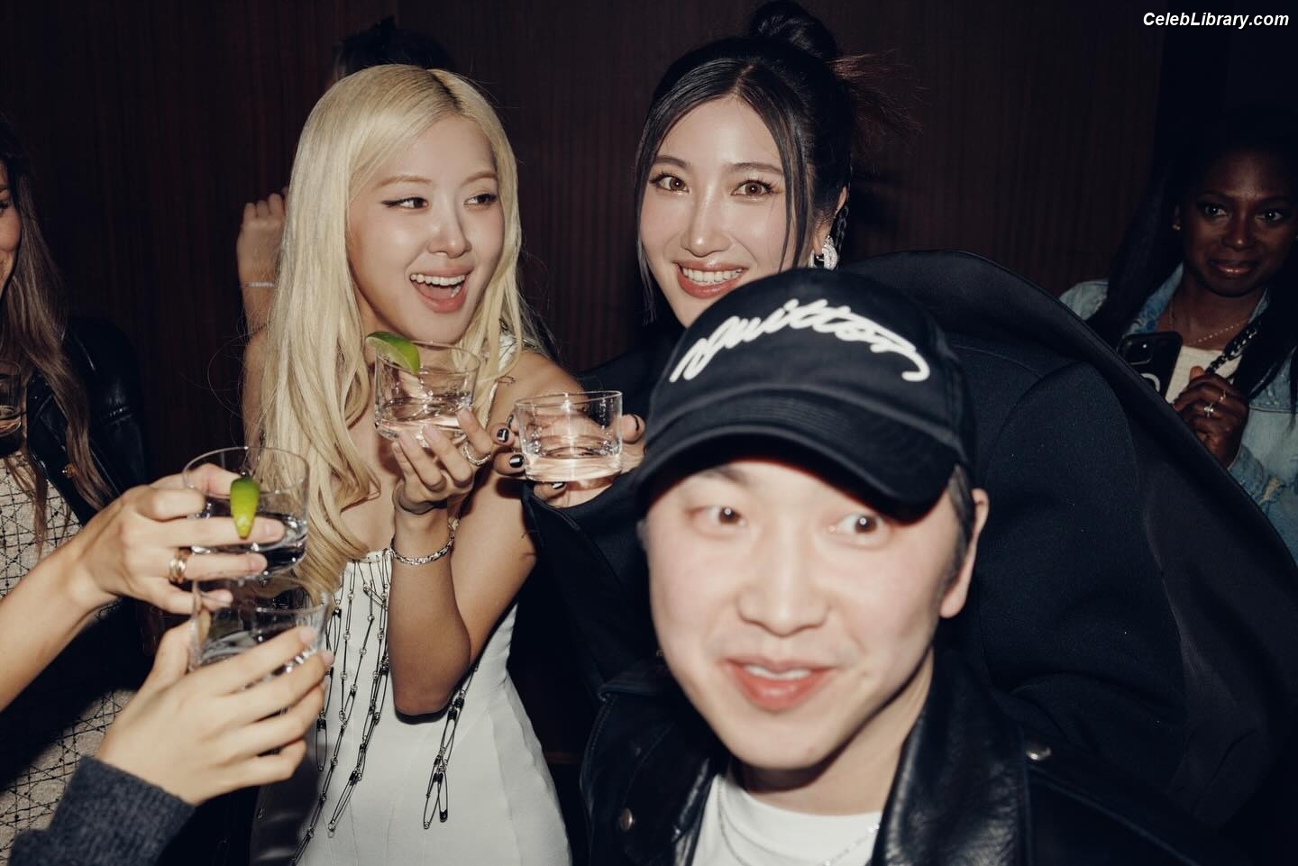 Rosé (BLACKPINK) photo 15 of 4338