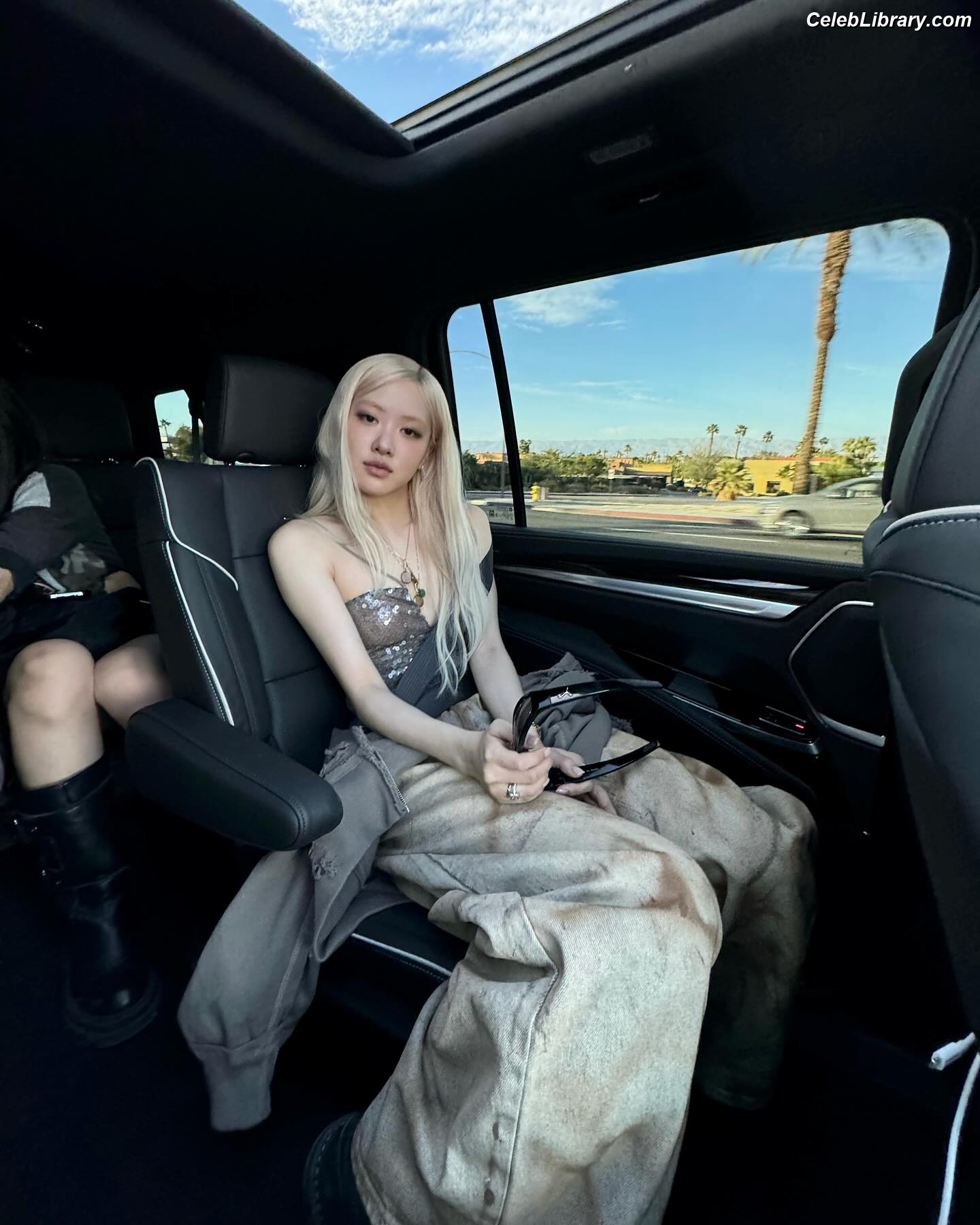 Rosé (BLACKPINK) photo 7 of 4338