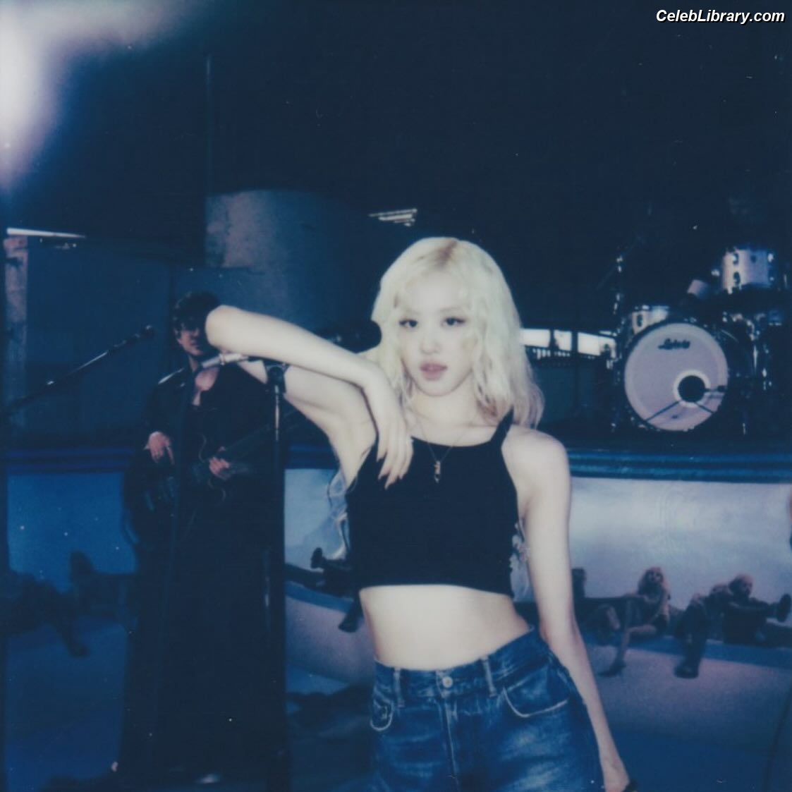 Rosé (BLACKPINK) photo 12 of 4338
