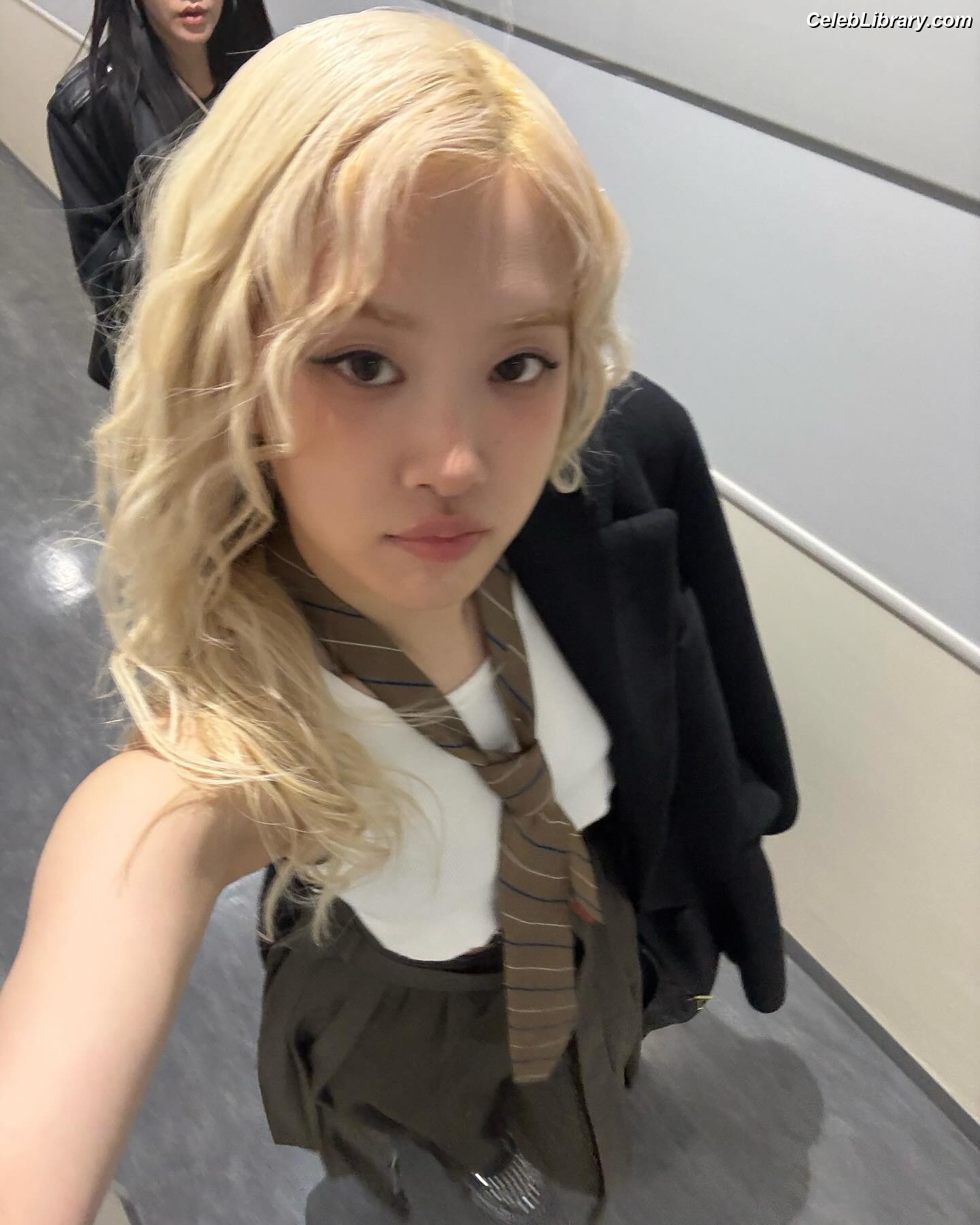 Rosé (BLACKPINK) photo 22 of 4338