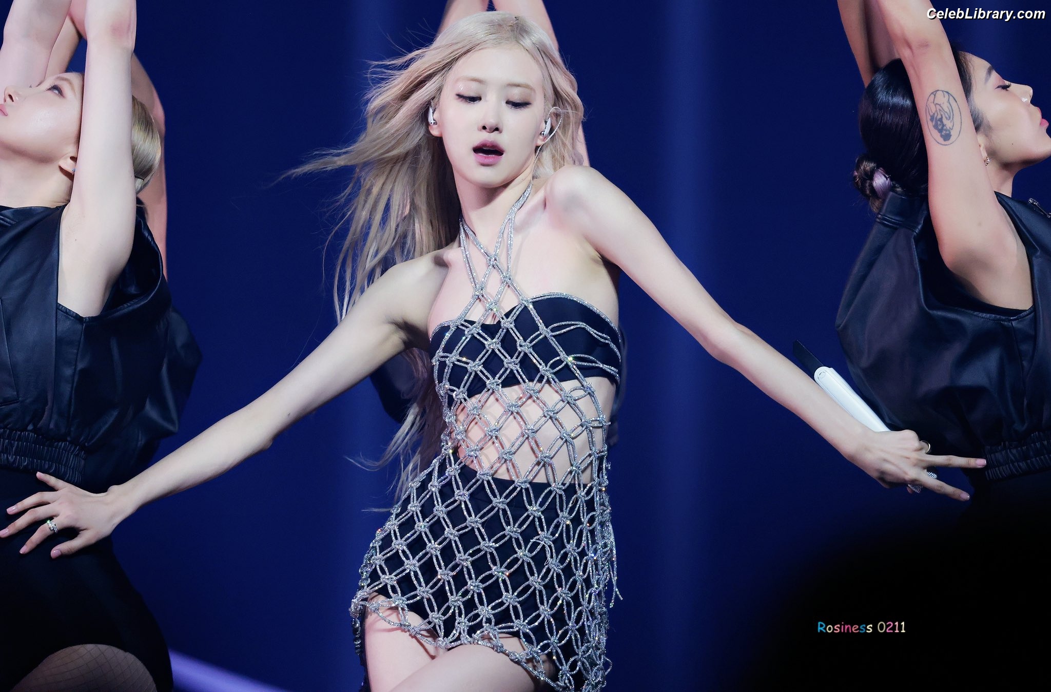Rosé (BLACKPINK) photo 8 of 4338