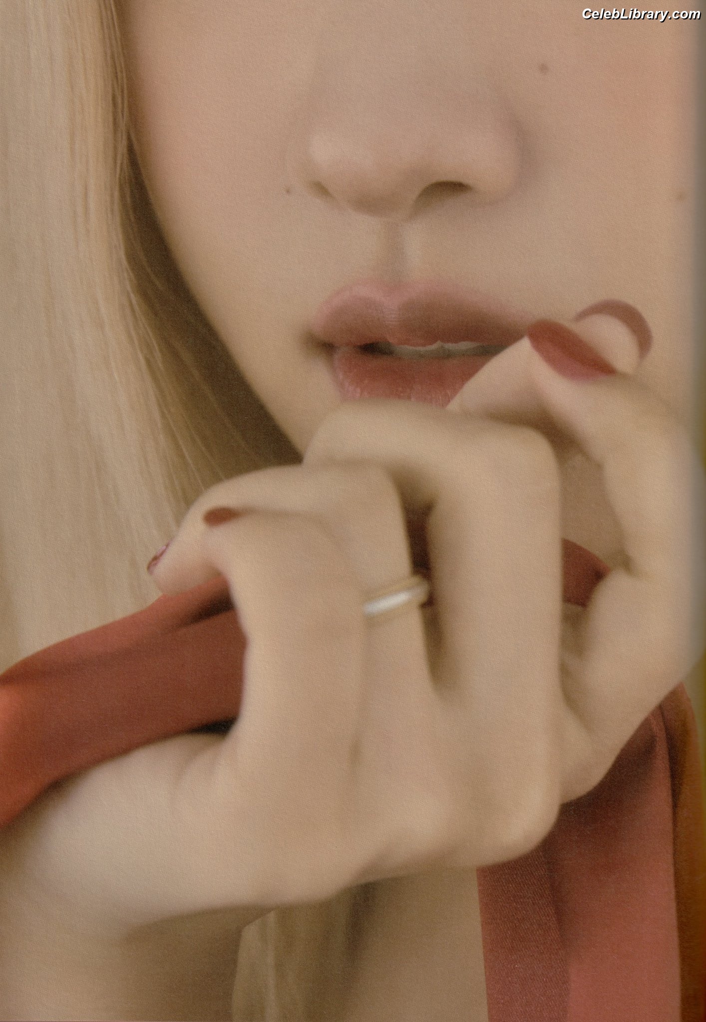 Rosé (BLACKPINK) photo 16 of 4338