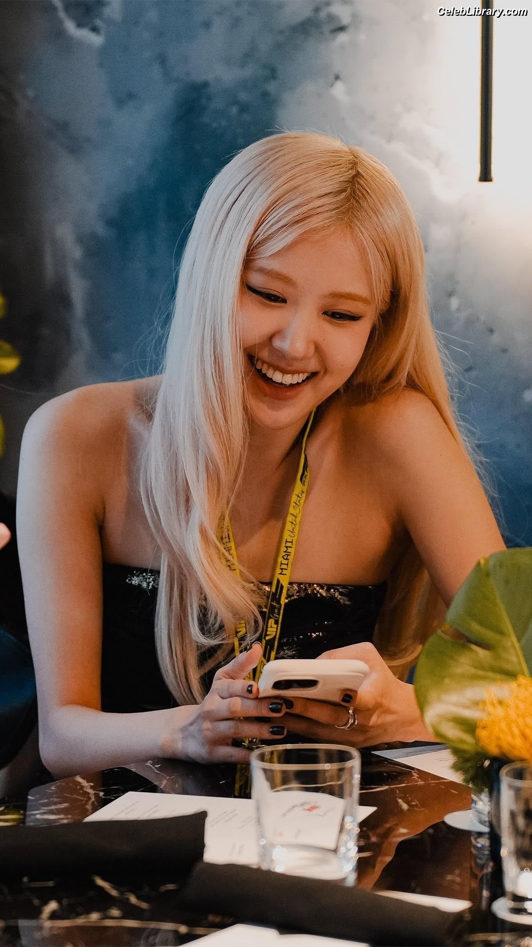 Rosé (BLACKPINK) photo 22 of 4338