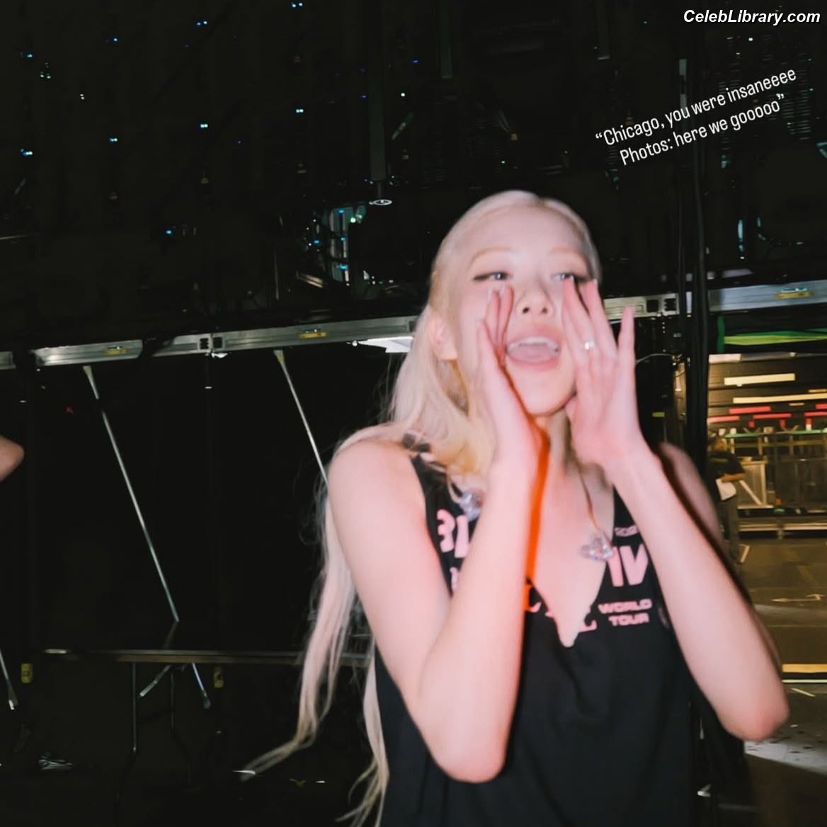 Rosé (BLACKPINK) photo 16 of 4338