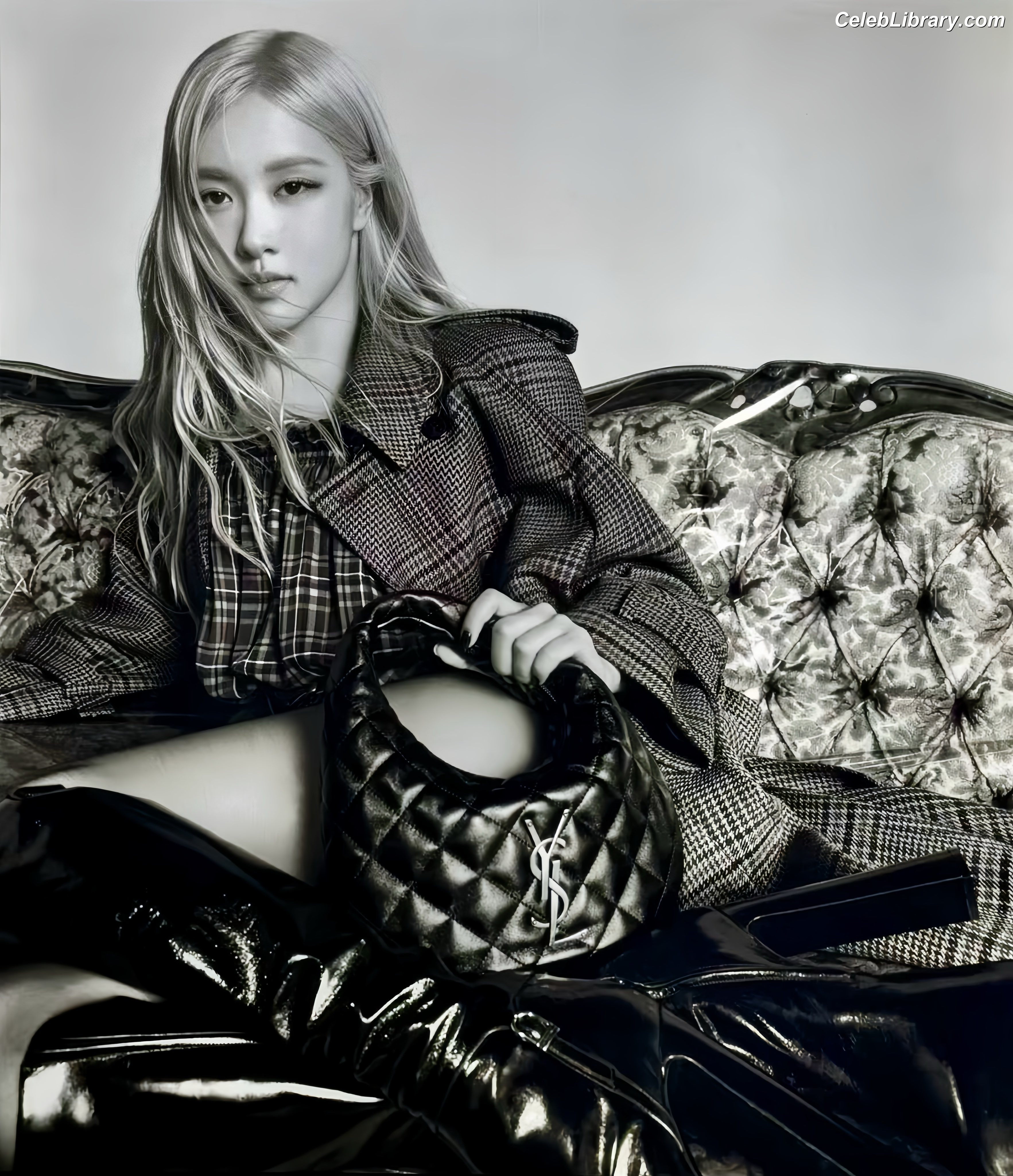 Rosé (BLACKPINK) photo 2 of 4338