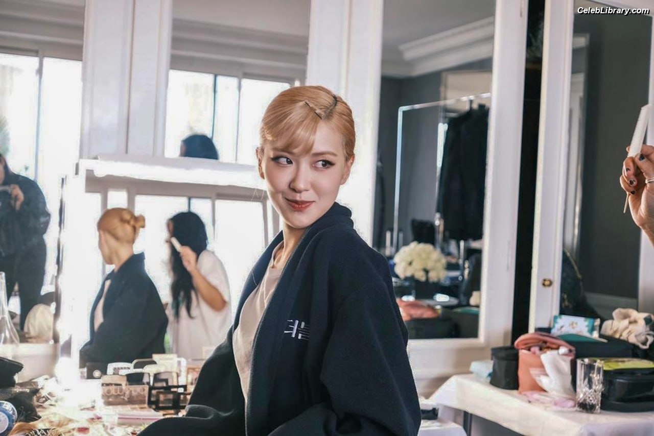 Rosé (BLACKPINK) photo 4 of 4338