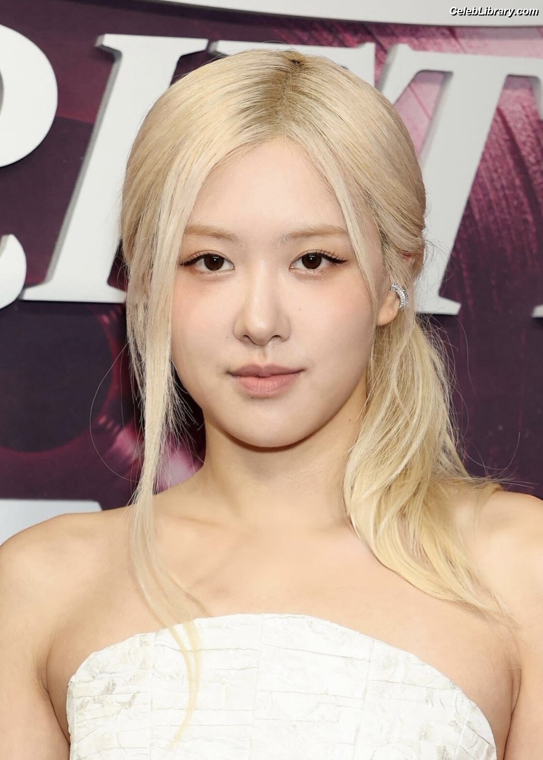 Rosé (BLACKPINK) photo 22 of 4338