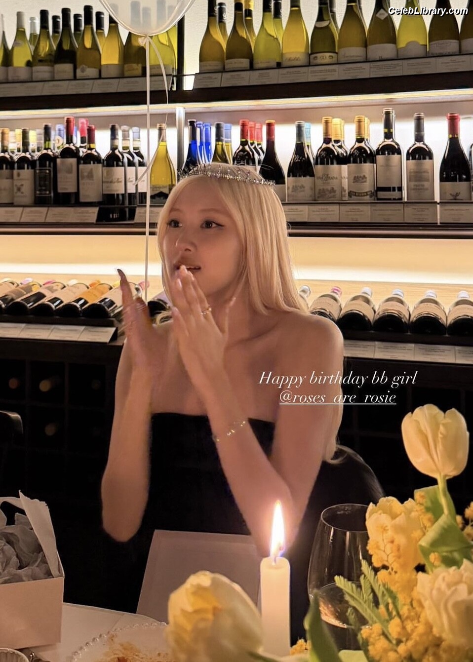 Rosé (BLACKPINK) photo 12 of 4338