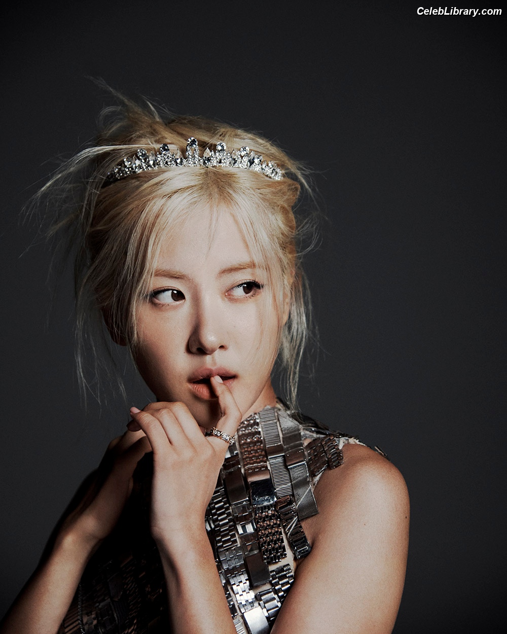 Rosé (BLACKPINK) photo 11 of 4338