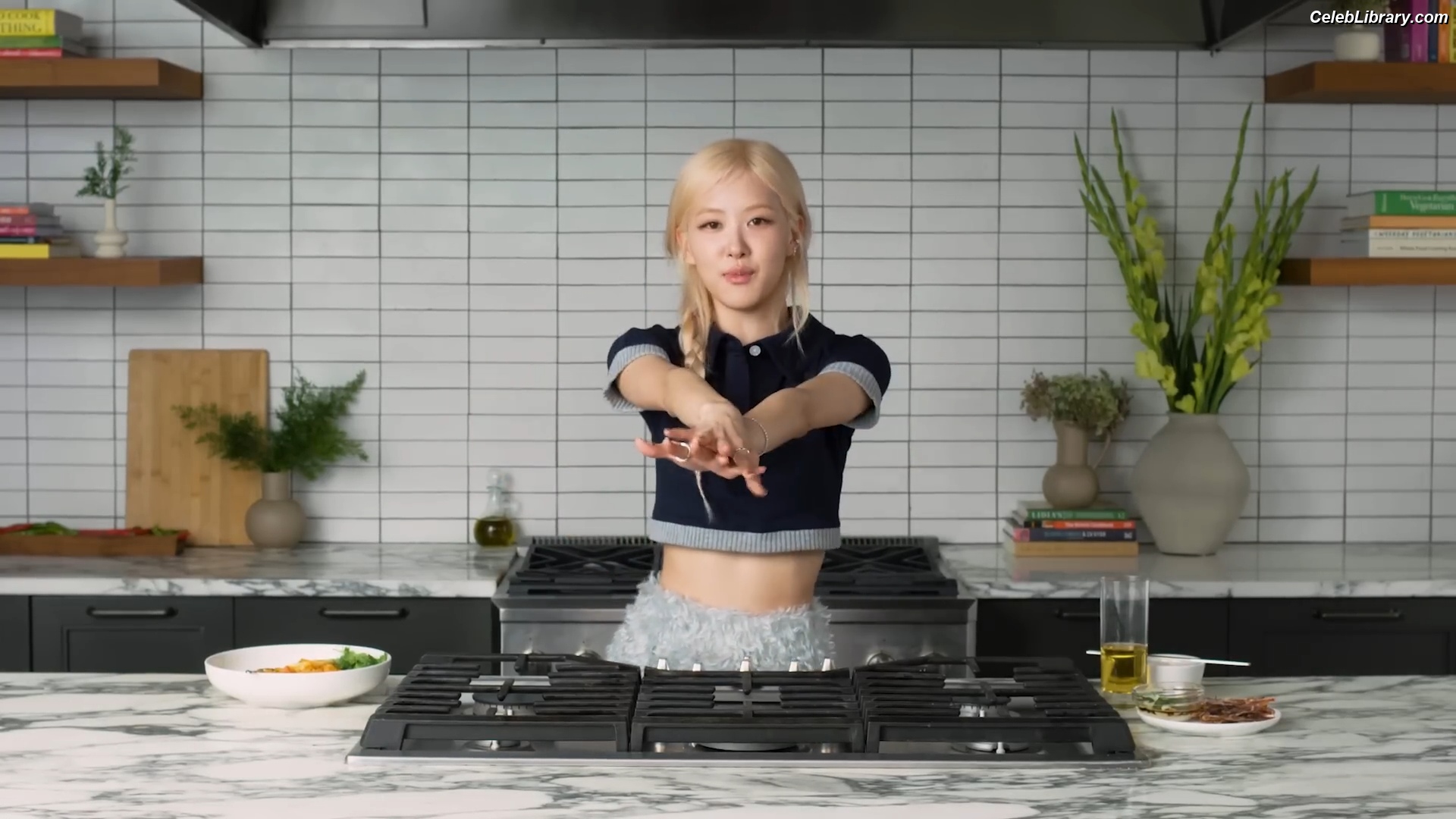 Rosé (BLACKPINK) photo 23 of 4338