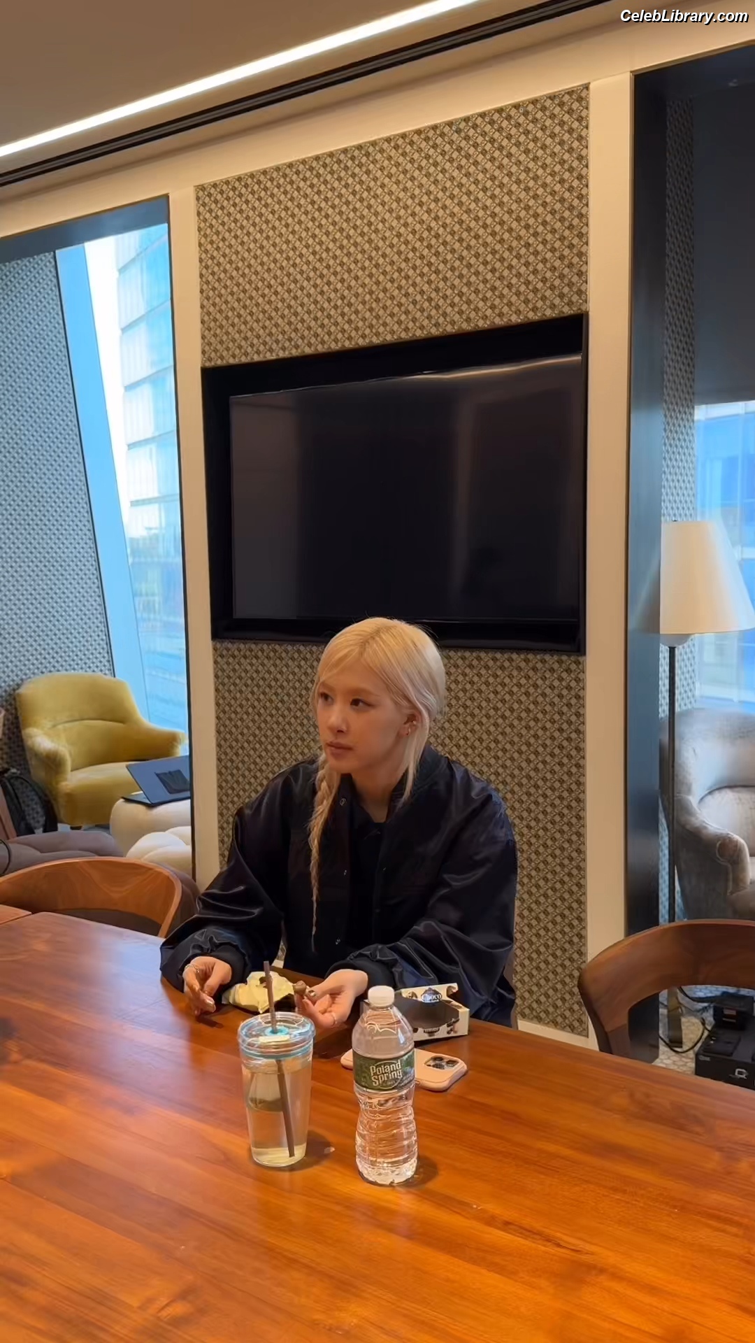 Rosé (BLACKPINK) photo 10 of 4338