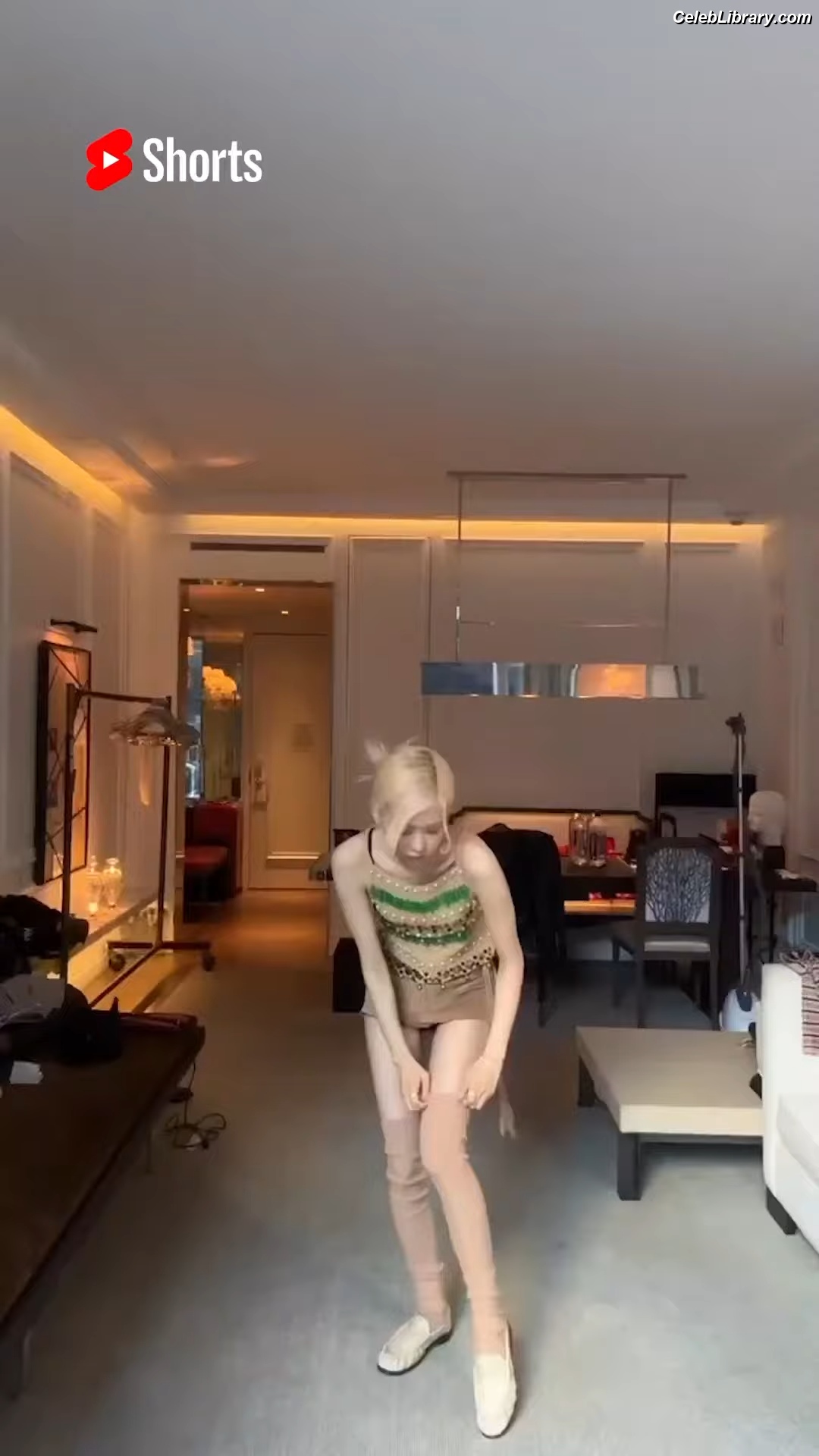 Rosé (BLACKPINK) photo 15 of 4338