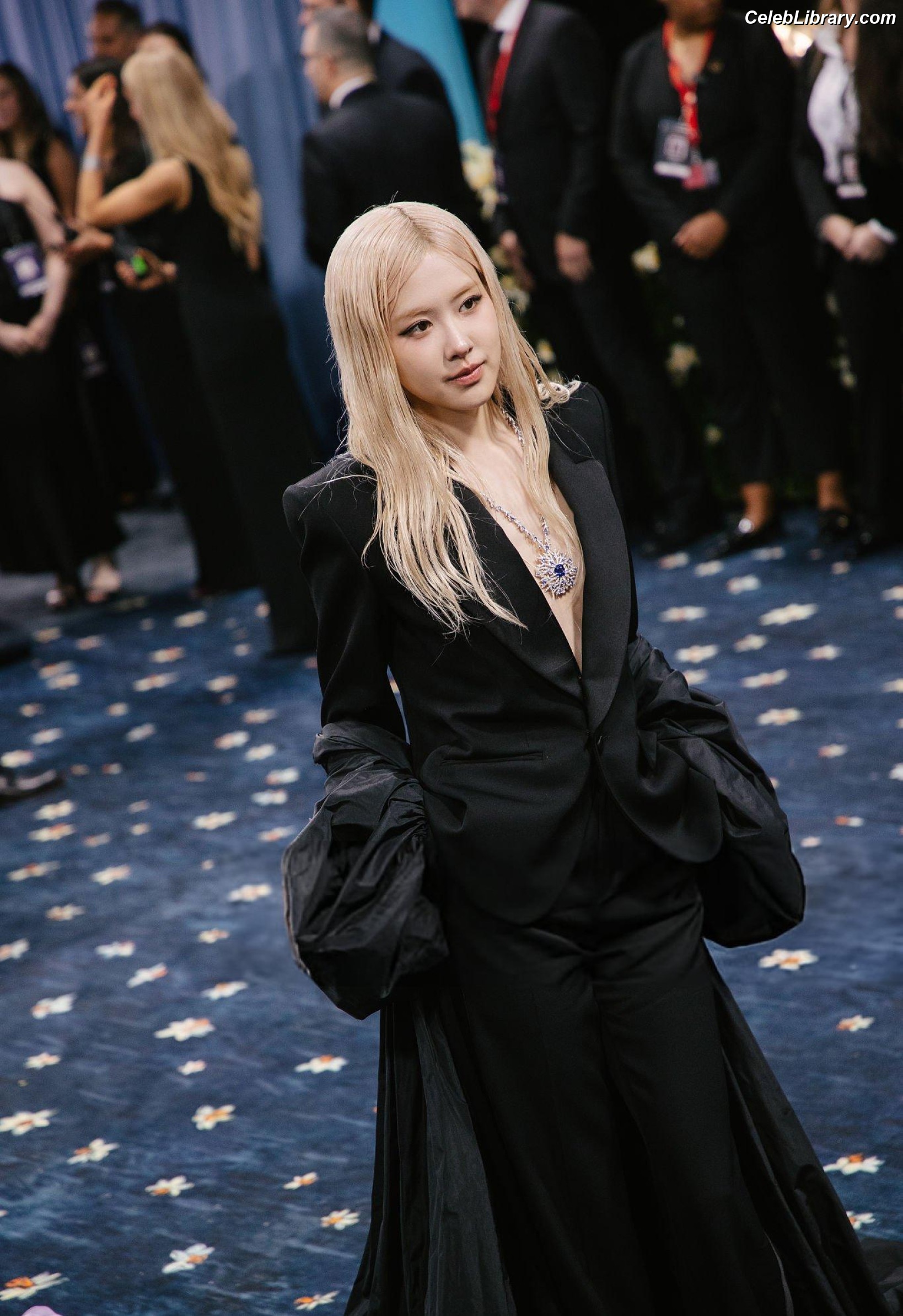 Rosé (BLACKPINK) photo 15 of 4338