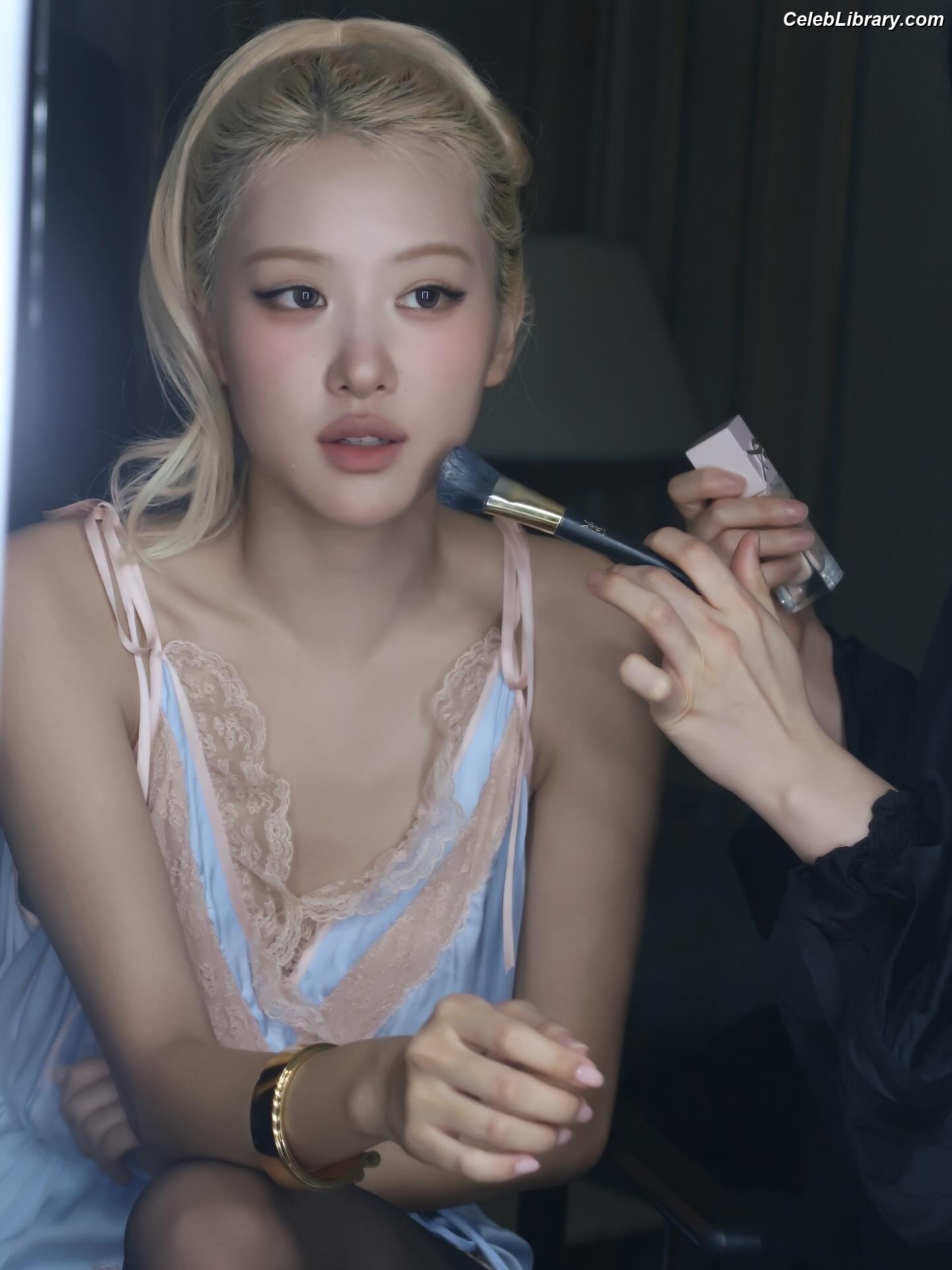 Rosé (BLACKPINK) photo 23 of 4338