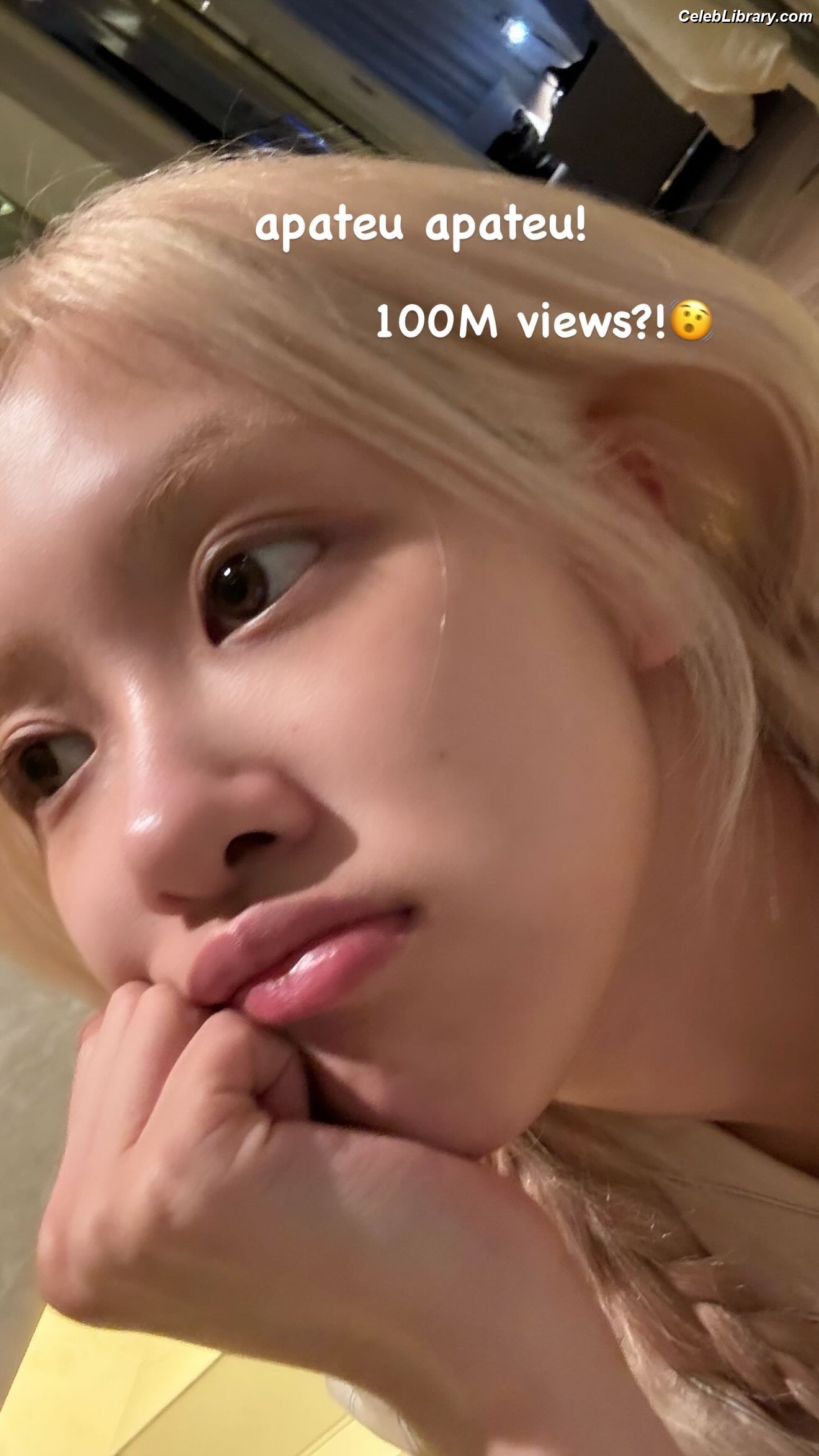 Rosé (BLACKPINK) photo 1 of 4338