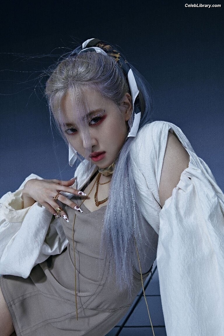 Rosé (BLACKPINK) photo 21 of 4338