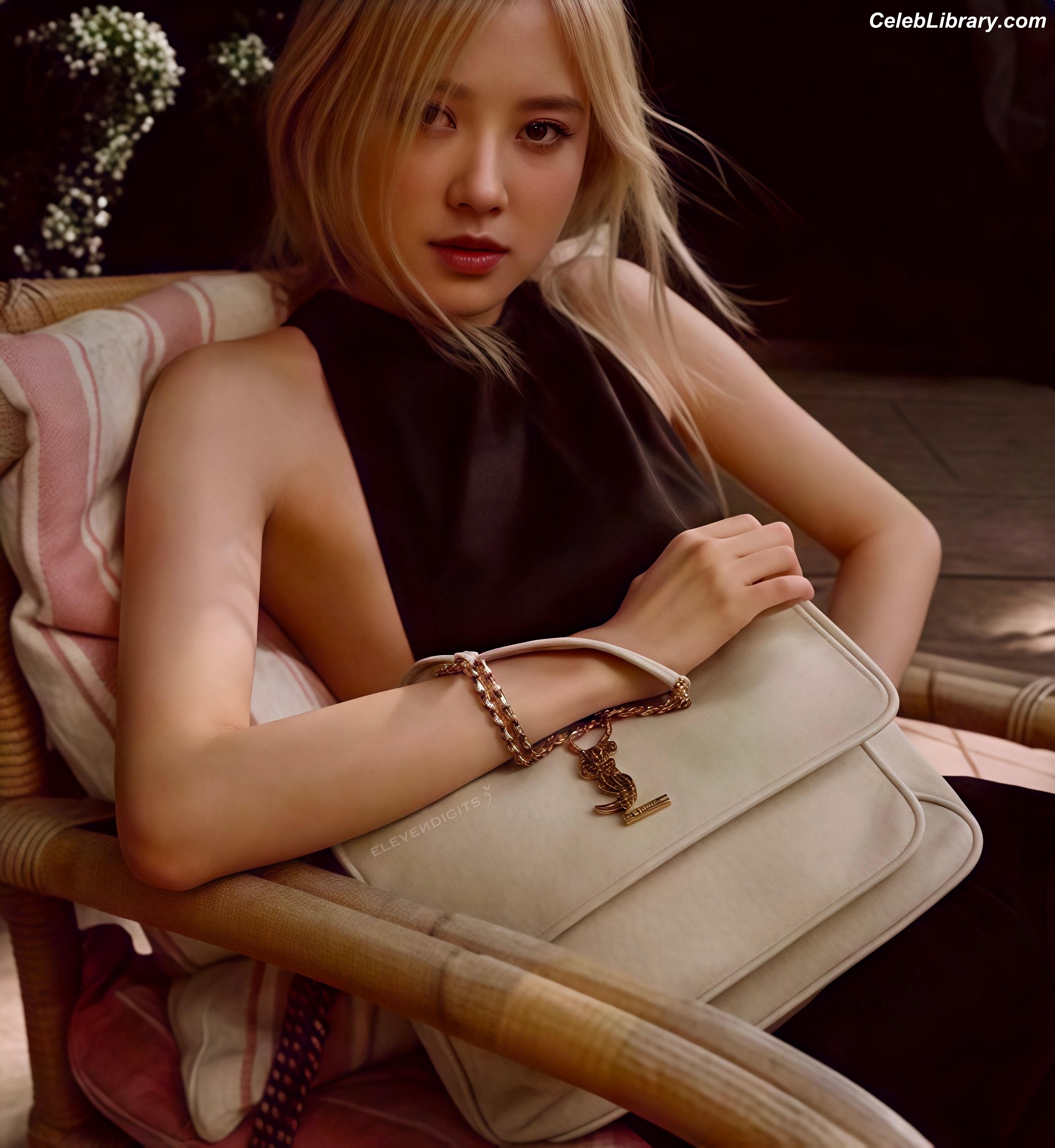 Rosé (BLACKPINK) photo 10 of 4338