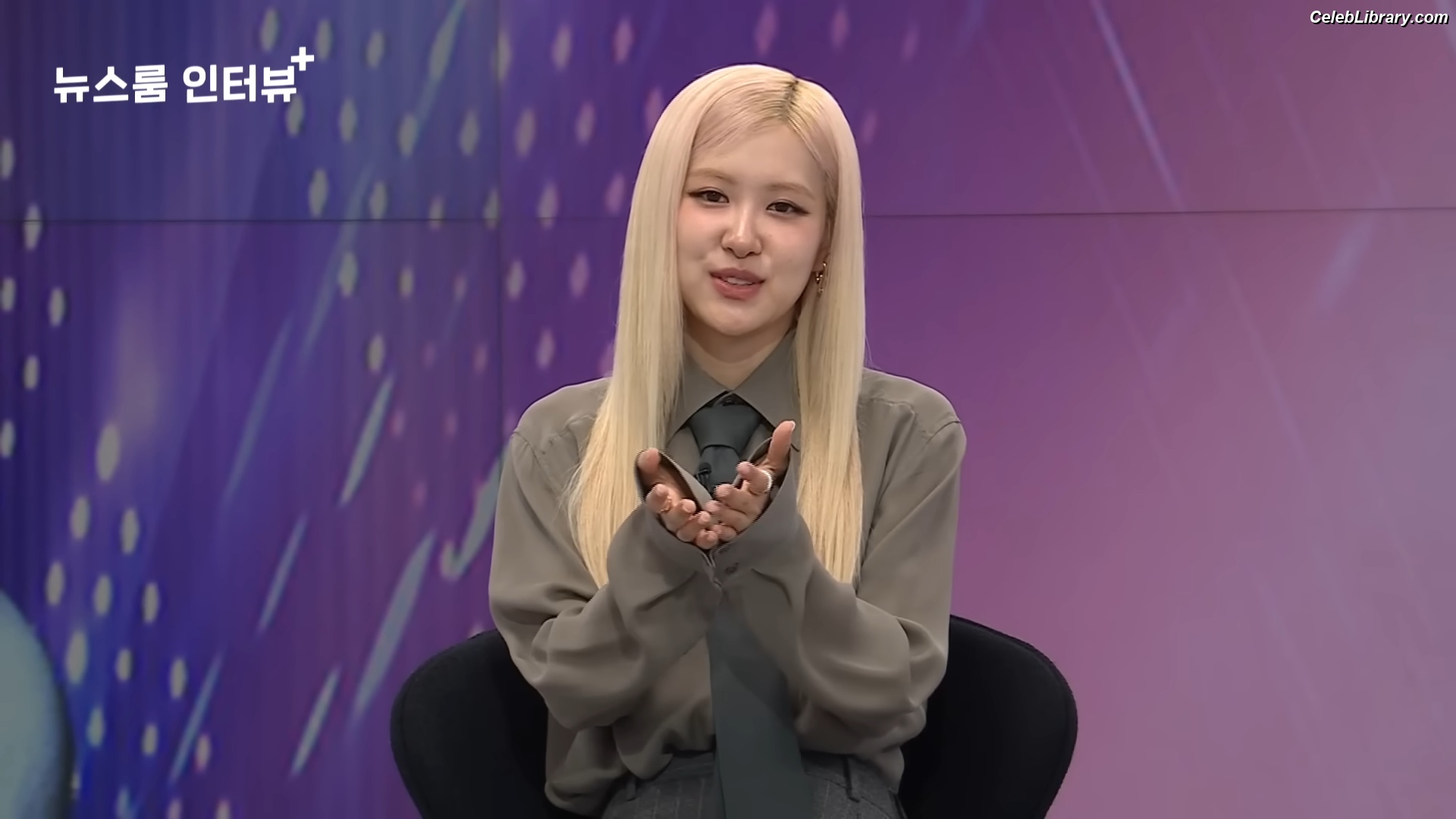 Rosé (BLACKPINK) photo 6 of 4338