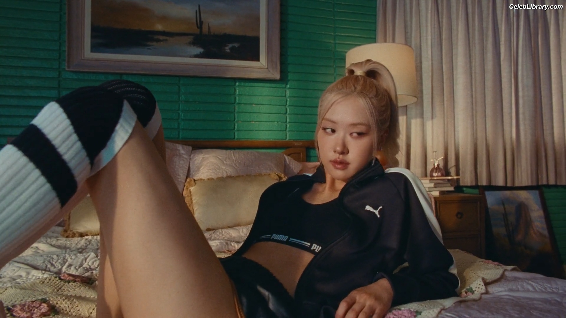 Rosé (BLACKPINK) photo 12 of 4338