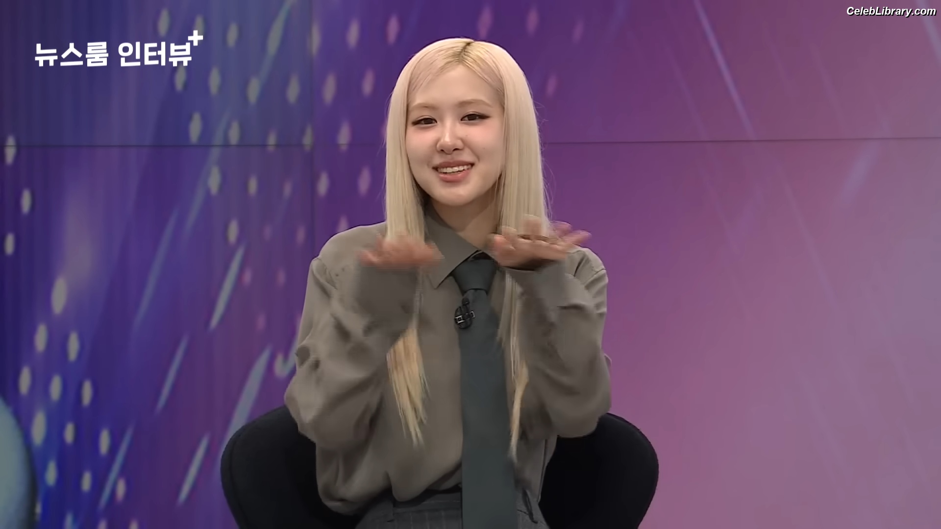 Rosé (BLACKPINK) photo 6 of 4338