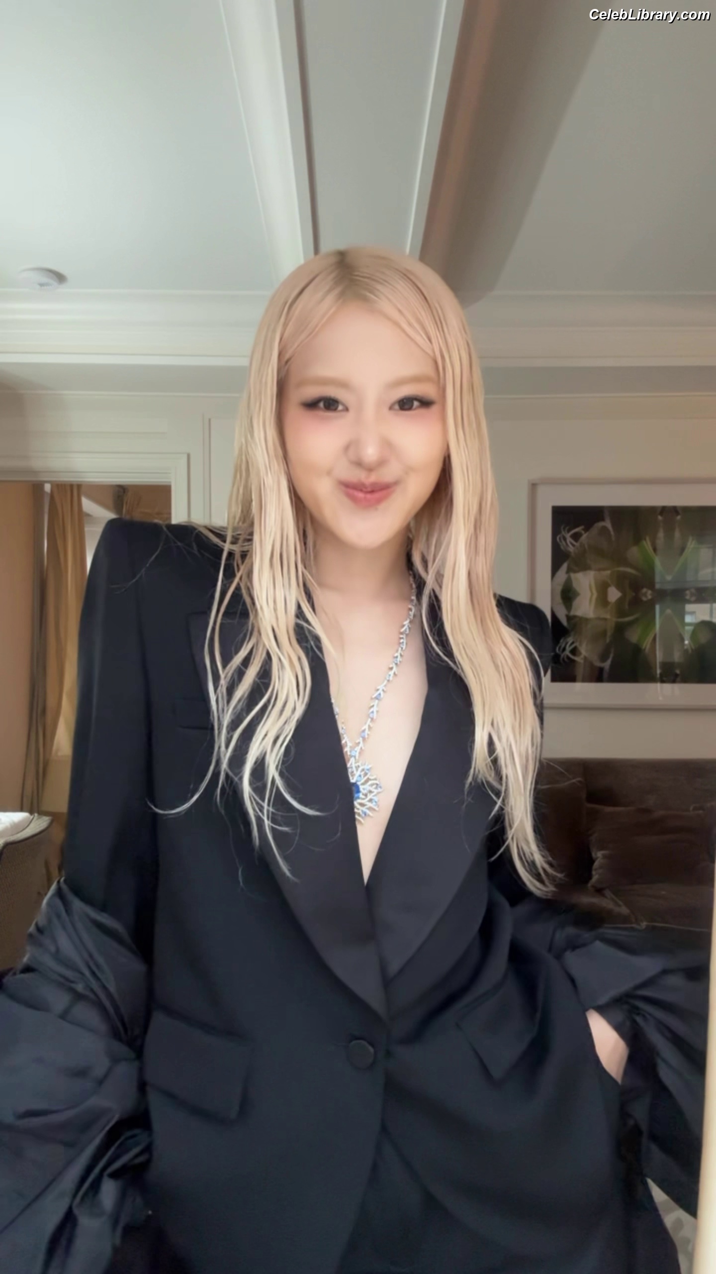 Rosé (BLACKPINK) photo 7 of 4338