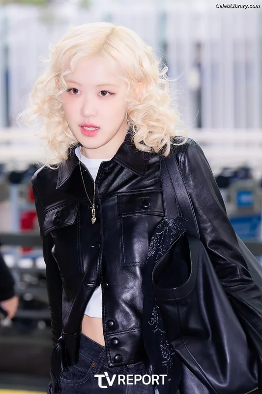 Rosé (BLACKPINK) photo 4 of 4338