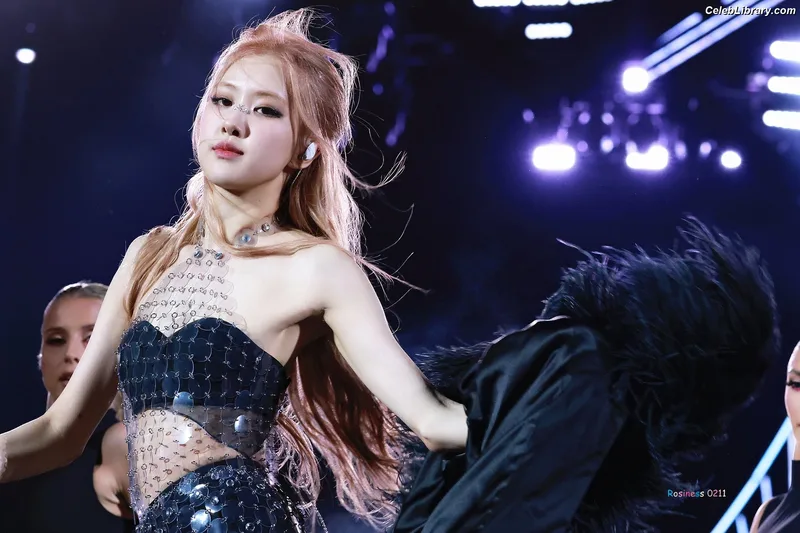 Rosé (BLACKPINK) photo 22 of 4338