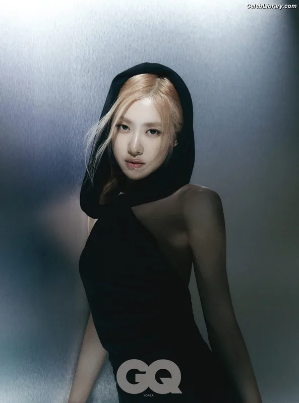 Rosé (BLACKPINK) photo 19 of 4338