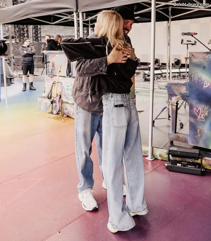 Rosé (BLACKPINK) photo 14 of 4338