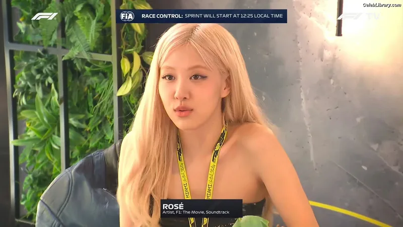 Rosé (BLACKPINK) photo 4 of 4338