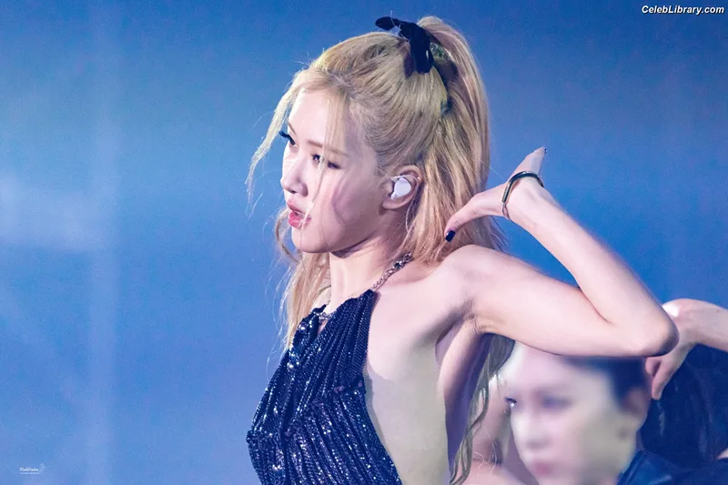 Rosé (BLACKPINK) photo 11 of 4338