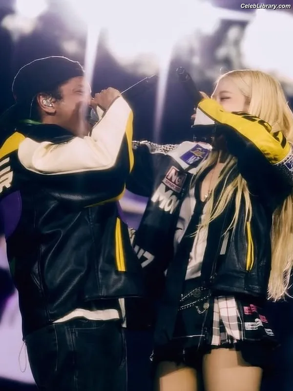 Rosé (BLACKPINK) photo 17 of 4338