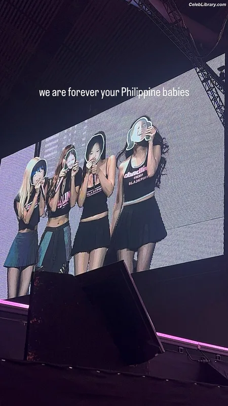 Rosé (BLACKPINK) photo 16 of 4338