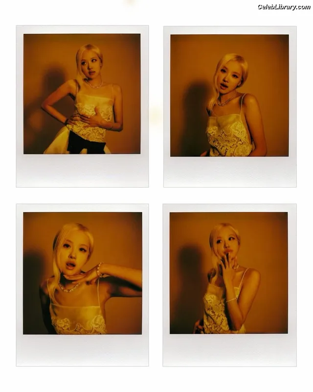 Rosé (BLACKPINK) photo 2 of 4338
