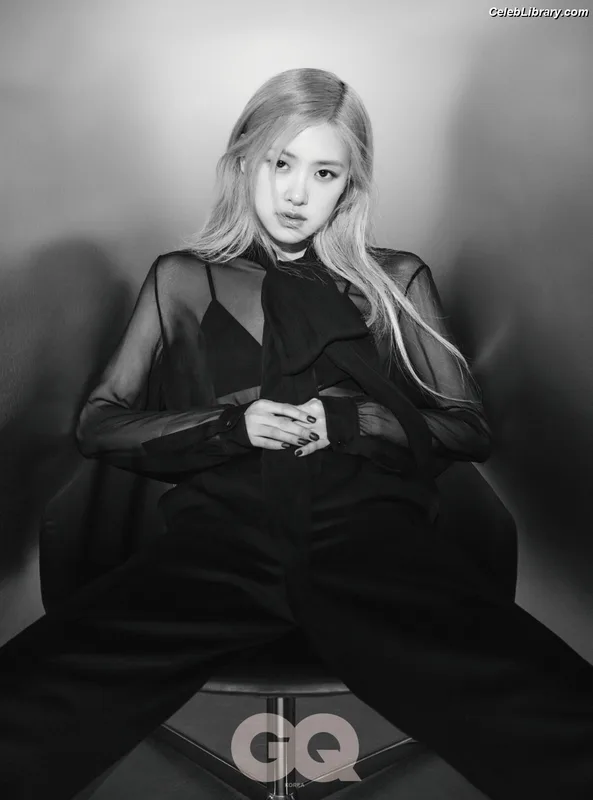 Rosé (BLACKPINK) photo 9 of 4338