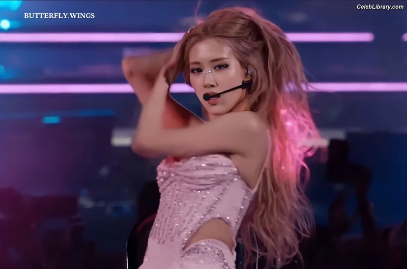 Rosé (BLACKPINK) photo 9 of 4338