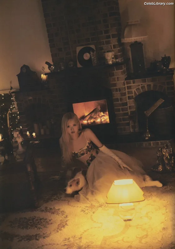 Rosé (BLACKPINK) photo 21 of 4338