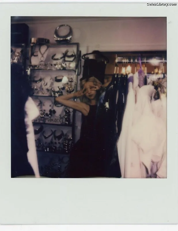 Rosé (BLACKPINK) photo 10 of 4338