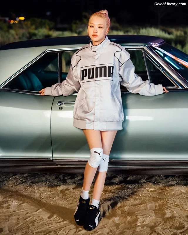 Rosé (BLACKPINK) photo 6 of 4338