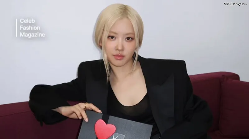 Rosé (BLACKPINK) photo 1 of 4338