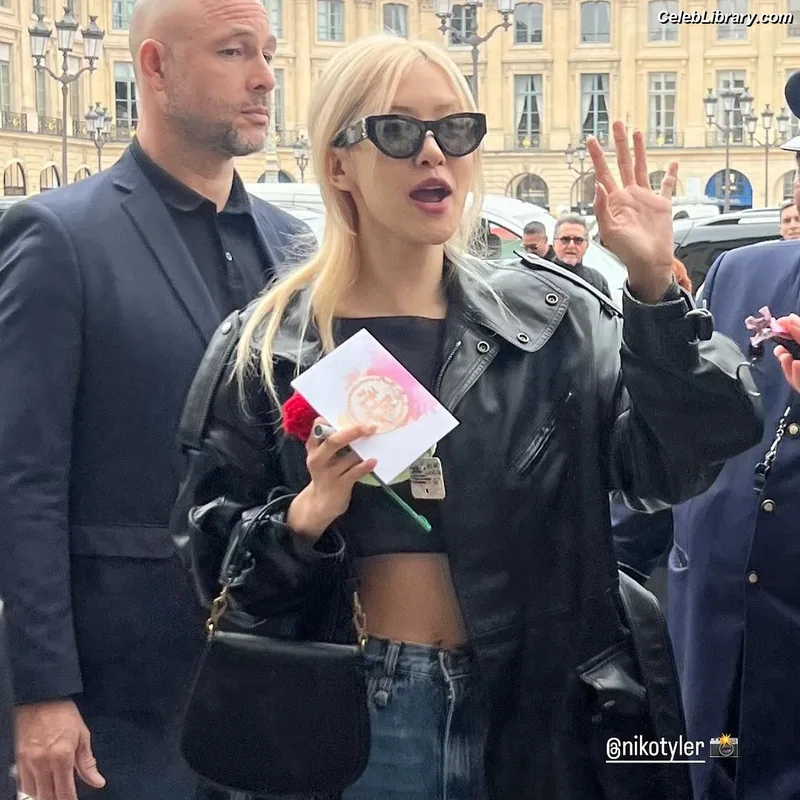 Rosé (BLACKPINK) photo 13 of 4338