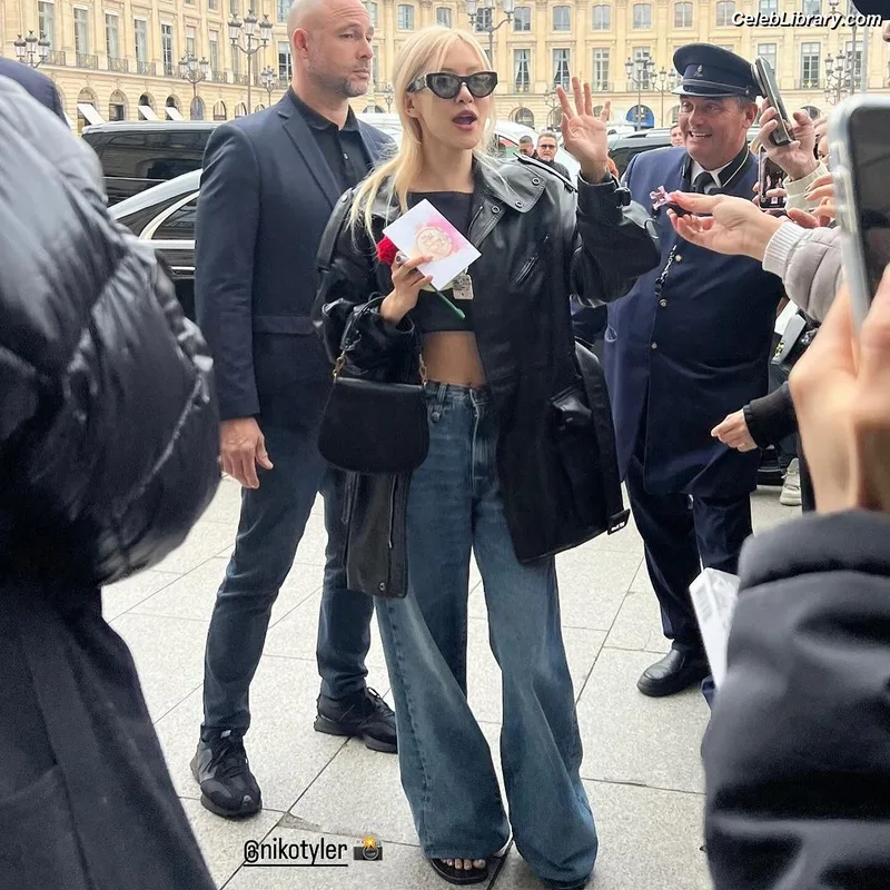 Rosé (BLACKPINK) photo 14 of 4338