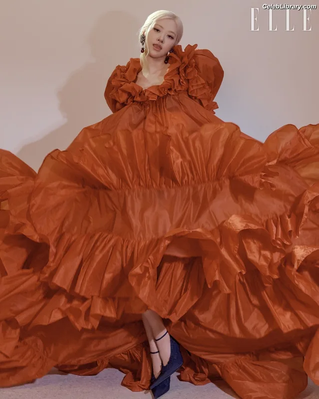 Rosé (BLACKPINK) photo 22 of 4338