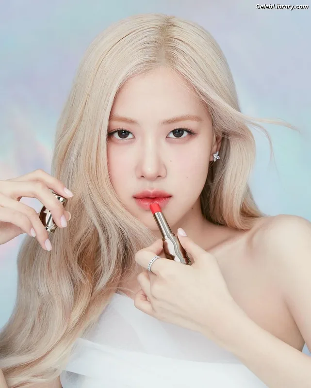 Rosé (BLACKPINK) photo 6 of 4338