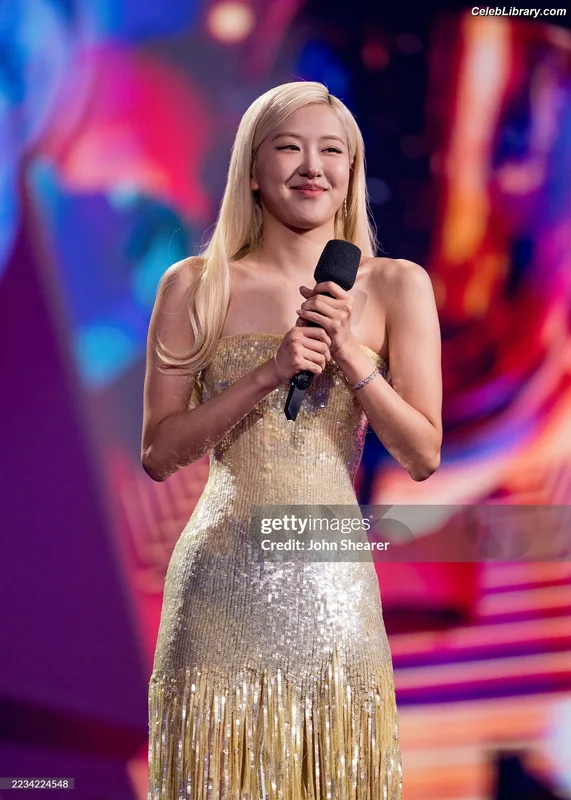 Rosé (BLACKPINK) photo 22 of 4338
