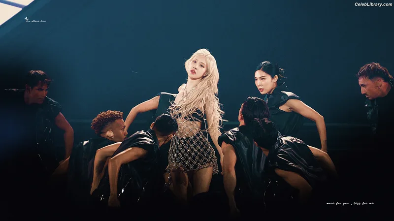 Rosé (BLACKPINK) photo 24 of 4338