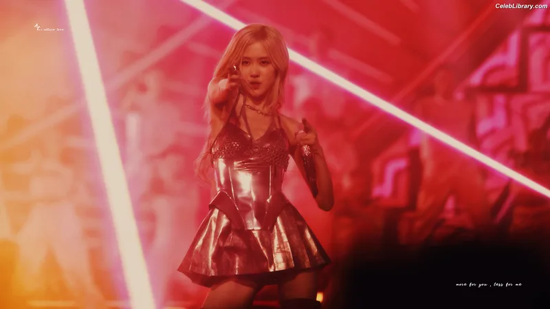 Rosé (BLACKPINK) photo 6 of 4338