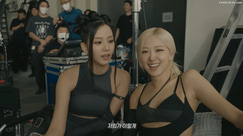 Rosé (BLACKPINK) photo 11 of 4338