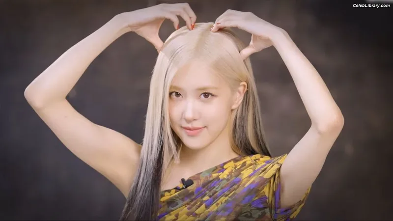 Rosé (BLACKPINK) photo 17 of 4338