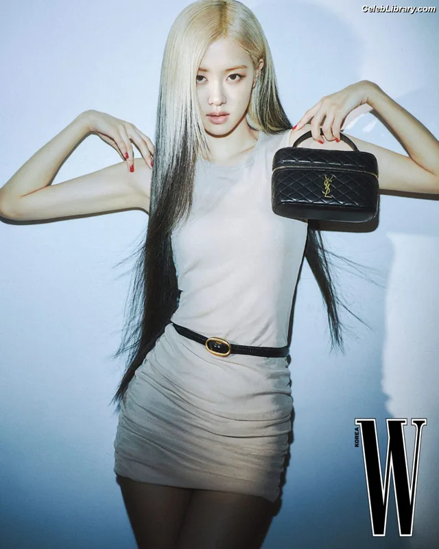 Rosé (BLACKPINK) photo 14 of 4338